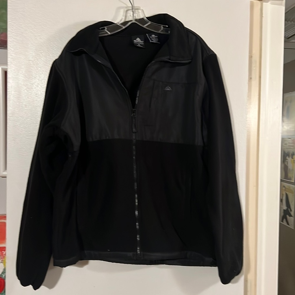 Snozu platinum collection black fleece zip front jacket